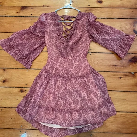 Hello Molly Floral print size small long sleeve dress - Picture 1 of 3